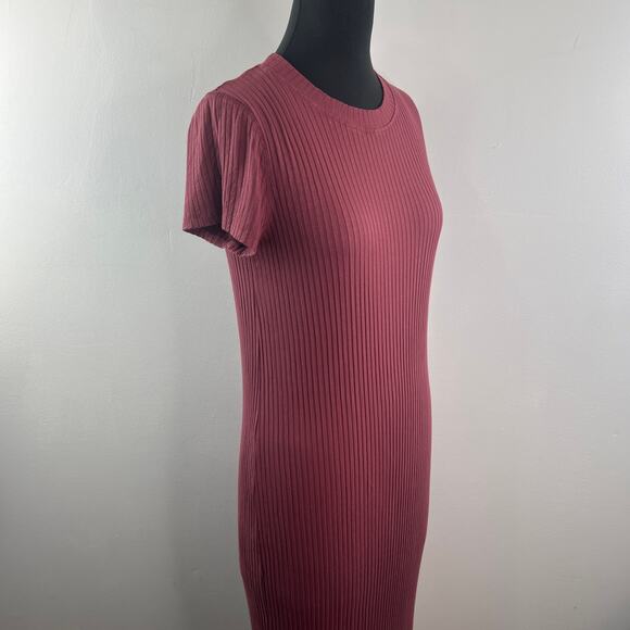 FP Beach Simone Burgundy Bodycon Dress Ribbed Crew Neck Cap Sleeve Size Medium M - Picture 6 of 10
